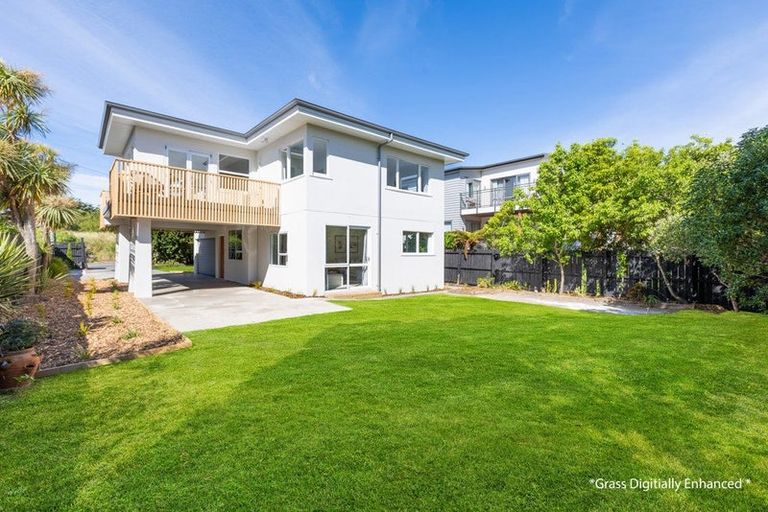 Photo of property in 564 Marine Parade, Southshore, Christchurch, 8062