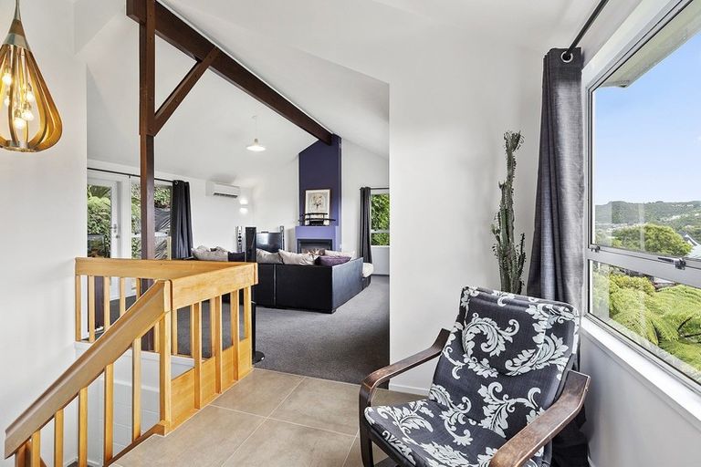 Photo of property in 11 Hawick Street, Karori, Wellington, 6012