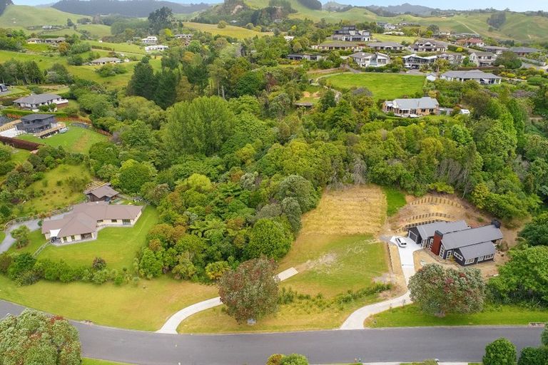 Photo of property in 12 Oceana Drive, Welcome Bay, Tauranga, 3175