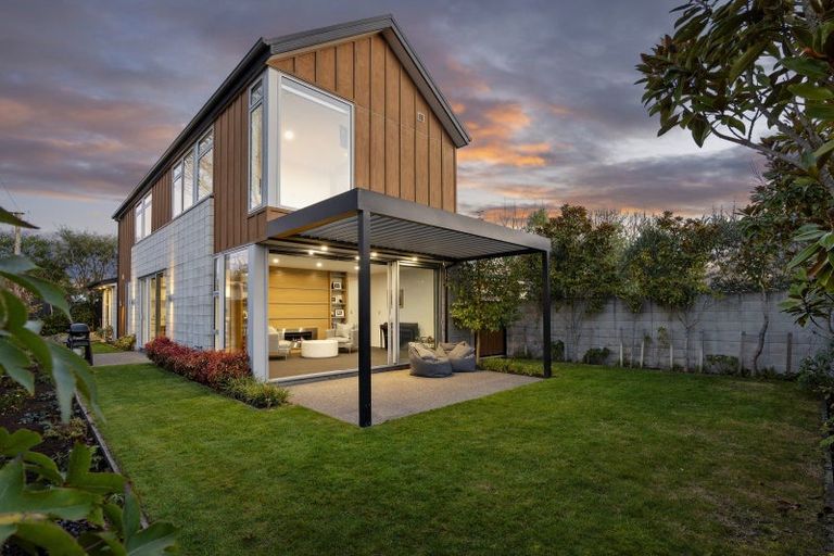 Photo of property in 68 Paparoa Street, Papanui, Christchurch, 8053