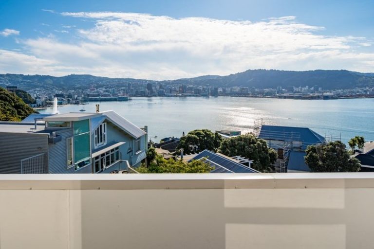 Photo of property in 6/2 Grafton Road, Roseneath, Wellington, 6011