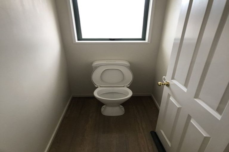 Photo of property in 31 Cossar Street, Burwood, Christchurch, 8083