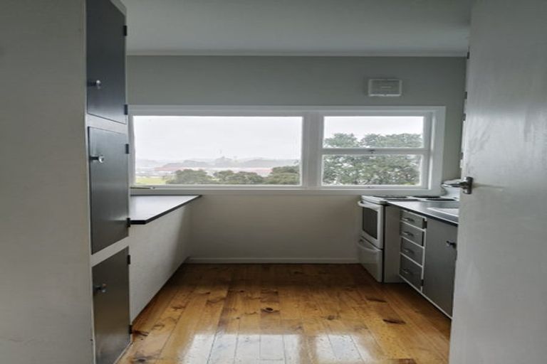 Photo of property in 18 Punga Grove Avenue, Riverside, Whangarei, 0112