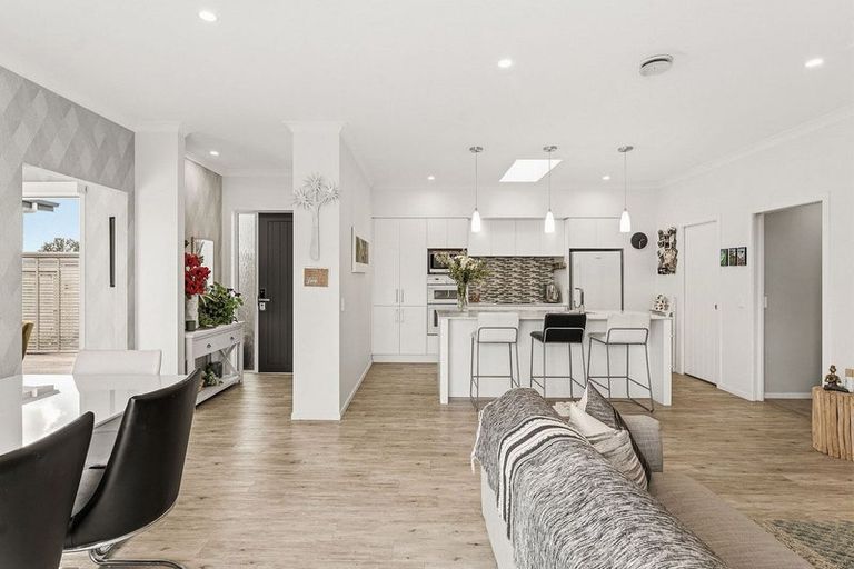 Photo of property in 37 Excelsa Place, Papamoa Beach, Papamoa, 3118