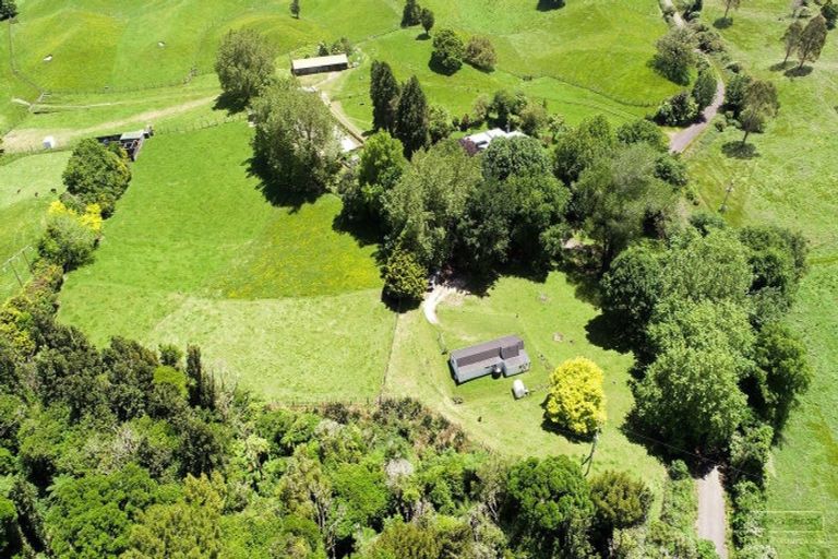 Photo of property in 21a Hamilton Road, Lake Rotoma, Rotorua, 3074