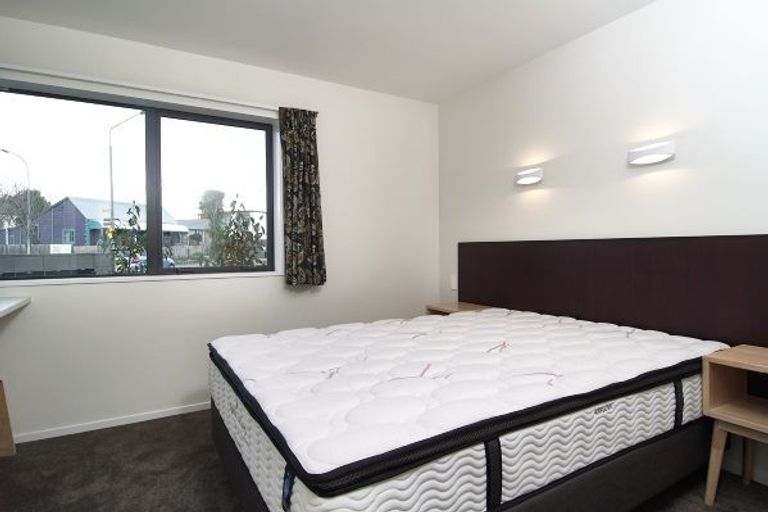 Photo of property in Riverena Flats, 377 Barbadoes Street, Christchurch Central, Christchurch, 8011