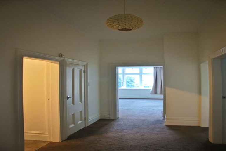 Photo of property in 158 Oriental Parade, Oriental Bay, Wellington, 6011