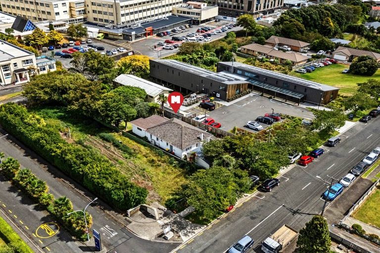 Photo of property in 31 David Street, Westown, New Plymouth, 4310