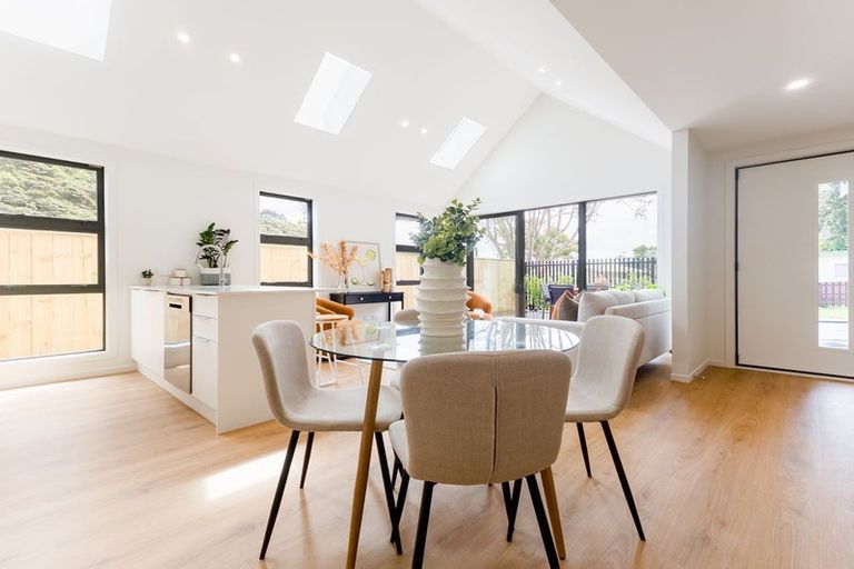 Photo of property in 26-28 Ruahine Street, Paraparaumu, 5032