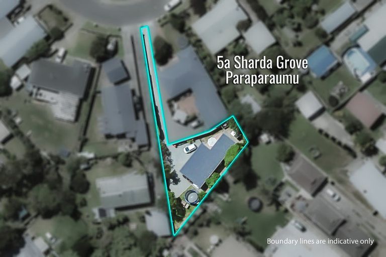 Photo of property in 5 Sharda Grove, Paraparaumu Beach, Paraparaumu, 5032