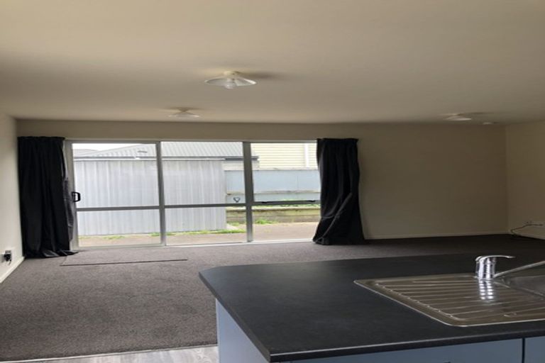 Photo of property in 105a Elizabeth Street, Riccarton, Christchurch, 8041
