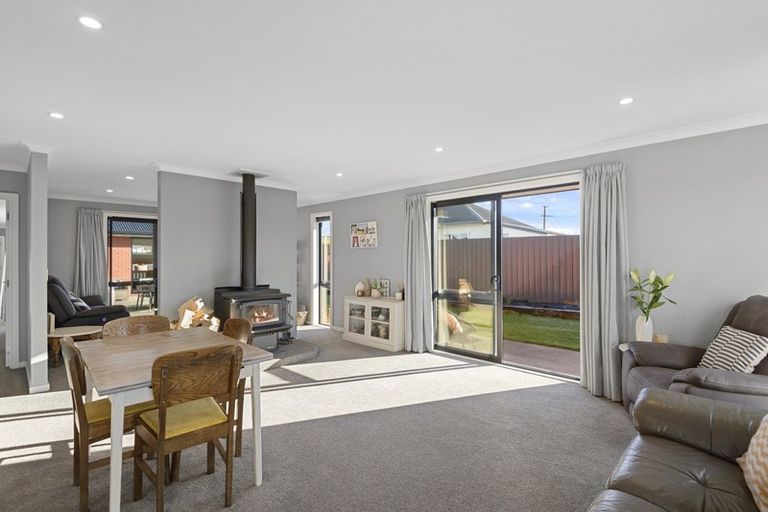 Photo of property in 24 King Street, Coalgate, 7673