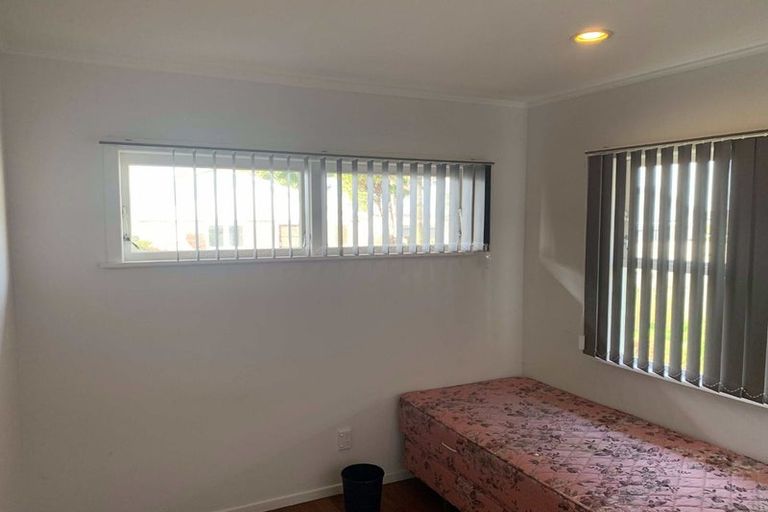 Photo of property in 31 Rosalind Road, Glenfield, Auckland, 0629