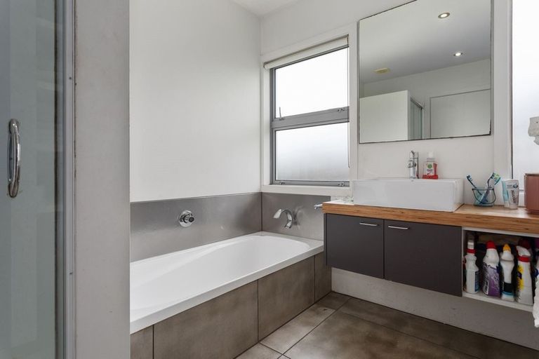 Photo of property in 22 Awatapu Drive, Whakatane, 3120