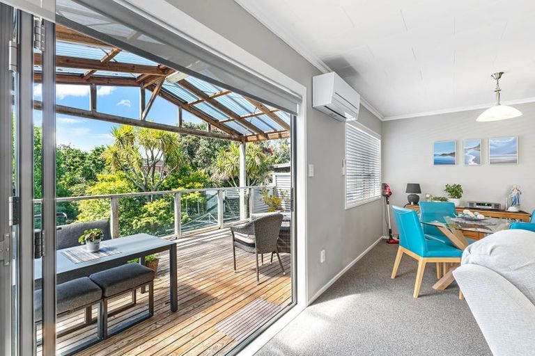 Photo of property in 16 Burtts Road, Durie Hill, Whanganui, 4500