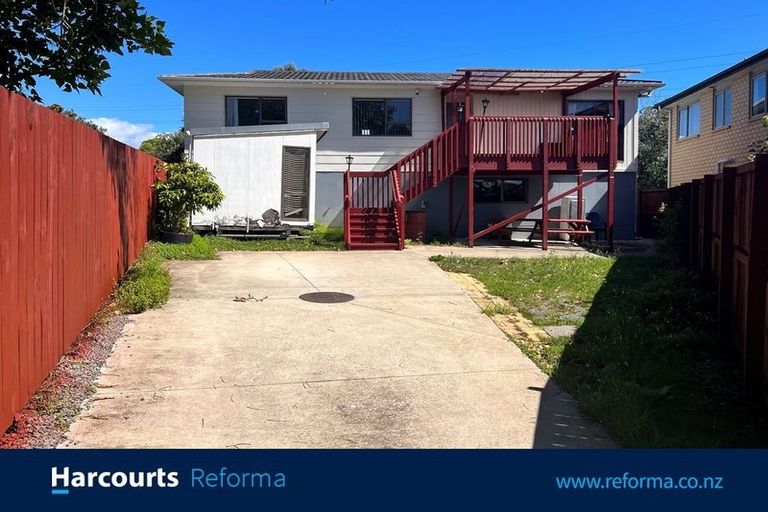 Photo of property in 32a Sikkim Crescent, Clover Park, Auckland, 2019