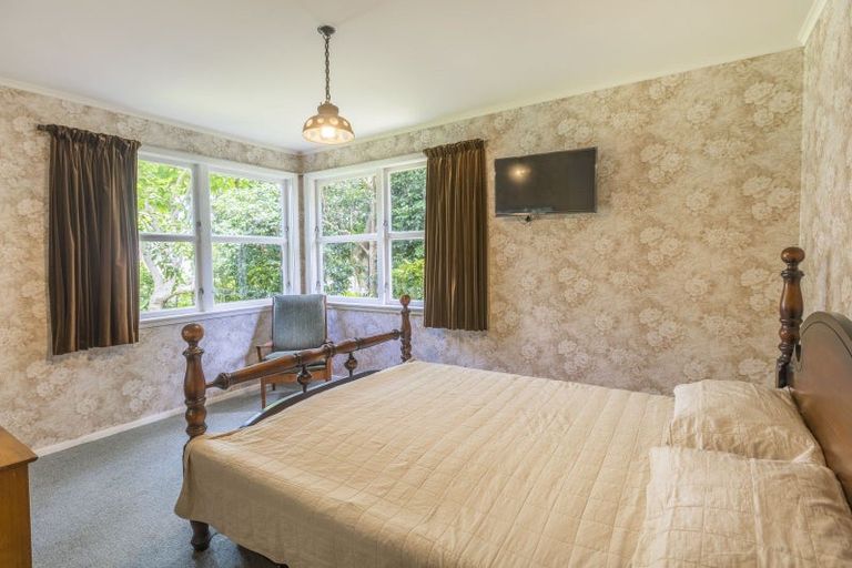 Photo of property in 31 Holyoake Crescent, Avalon, Lower Hutt, 5011