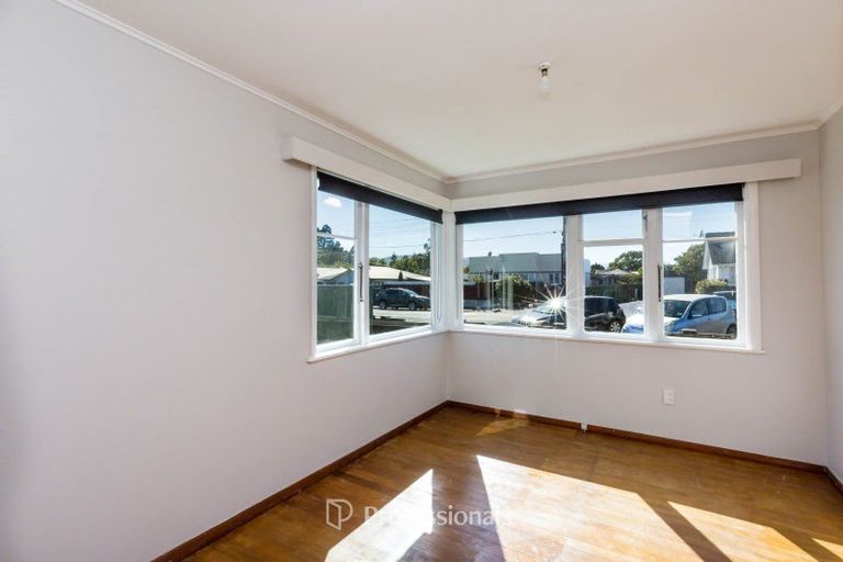 Photo of property in 15 Gower Street, Silverstream, Upper Hutt, 5019