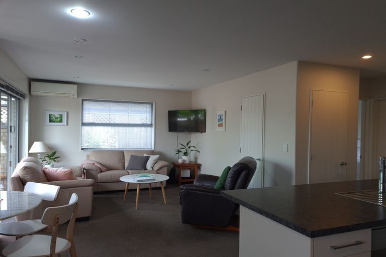 Photo of property in 80 Trafalgar Street, St Albans, Christchurch, 8014