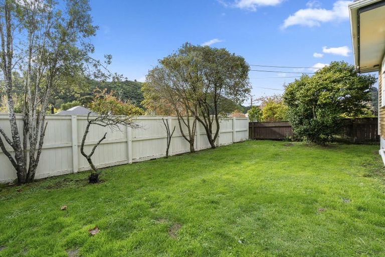 Photo of property in 80 Hine Road, Wainuiomata, Lower Hutt, 5014