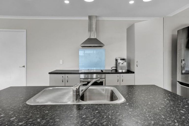 Photo of property in 116b Wills Road, Bell Block, New Plymouth, 4312