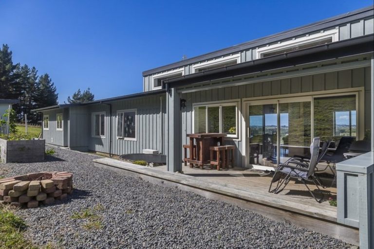 Photo of property in 186 Gervin Road, Wainui, Silverdale, 0992
