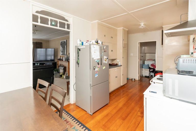 Photo of property in 118 Fairfield Road, Fairfield, Hamilton, 3214