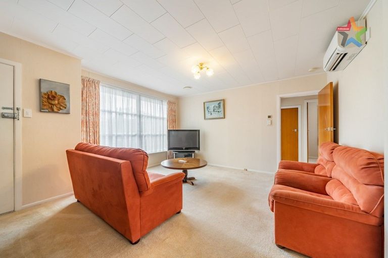 Photo of property in 8a Poole Crescent, Wainuiomata, Lower Hutt, 5014