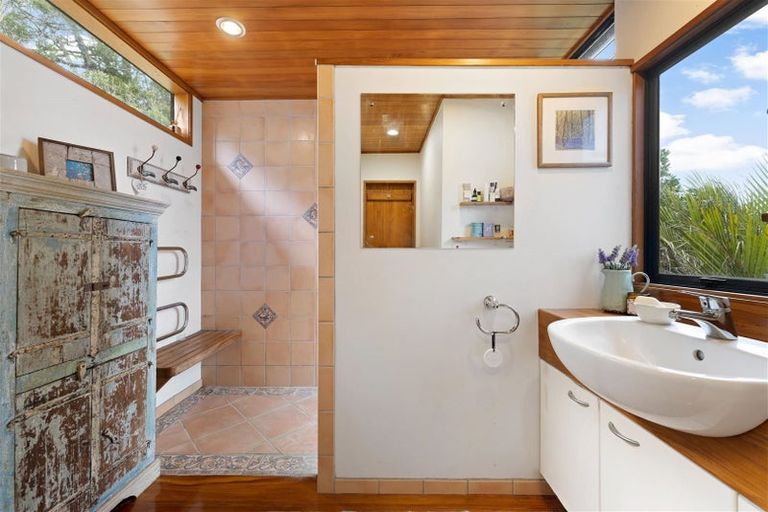 Photo of property in 53 Hamilton Road, Waimauku, 0881