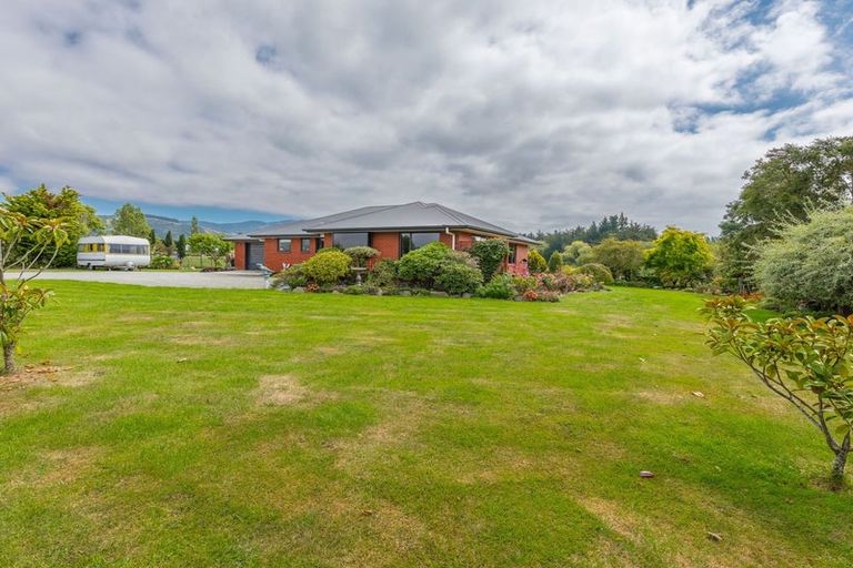 Photo of property in 11 Hunts Road, Waimate, 7978