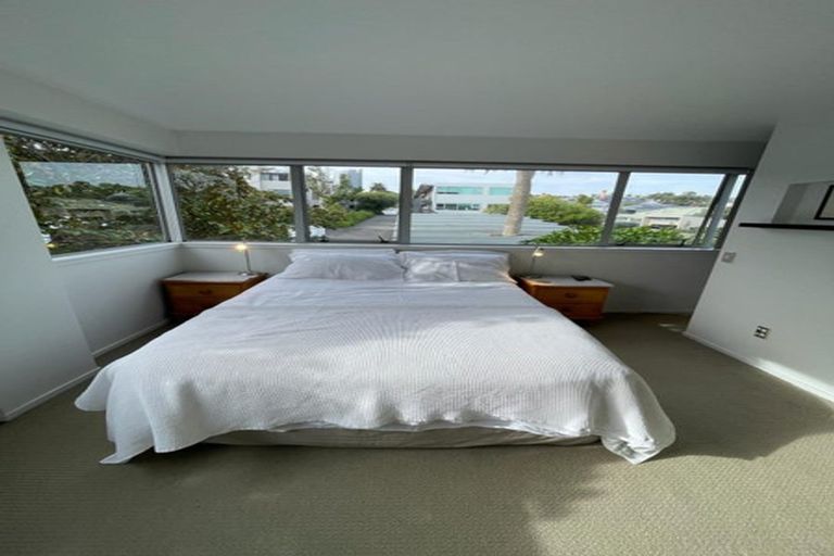 Photo of property in 5/57 Sarsfield Street, Herne Bay, Auckland, 1011
