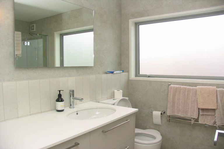 Photo of property in 34 Boyes Crescent, Frankton, Queenstown, 9300