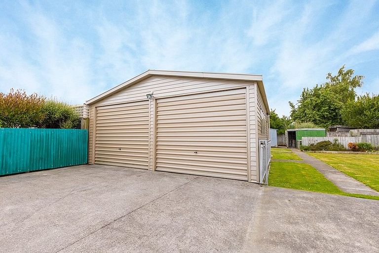 Photo of property in 65 Stirling Crescent, Mosgiel, 9024