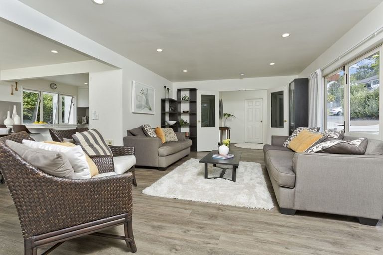 Photo of property in 3 Pigeonwood Lane, Albany, Auckland, 0632