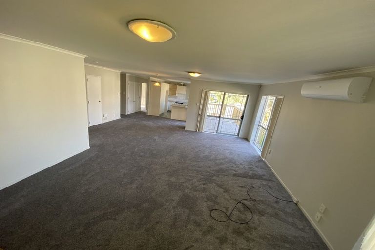 Photo of property in 8 Farmdale Court, Flat Bush, Auckland, 2019