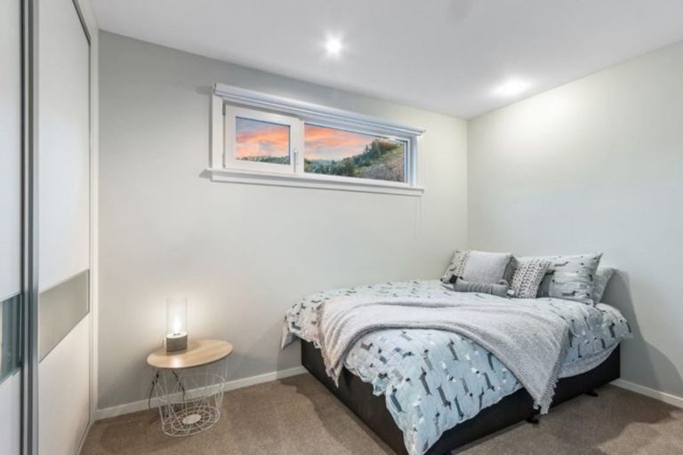 Photo of property in 2/24c Bowenvale Avenue, Cashmere, Christchurch, 8022