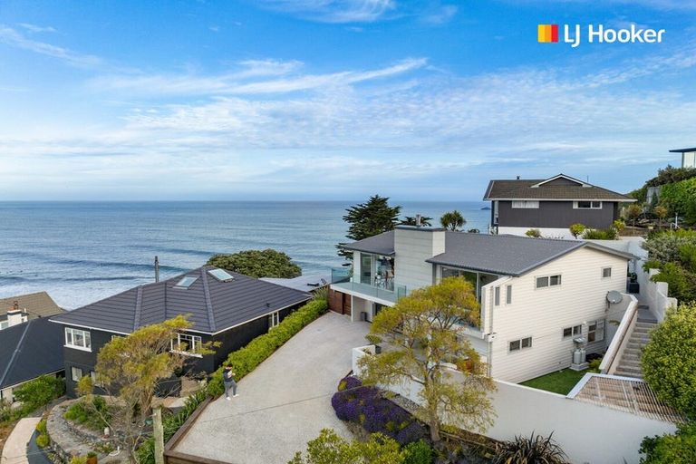 Photo of property in 63 Cliffs Road, Saint Clair, Dunedin, 9012