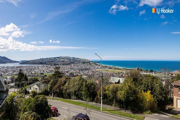 Photo of property in 62 Middleton Road, Kew, Dunedin, 9012