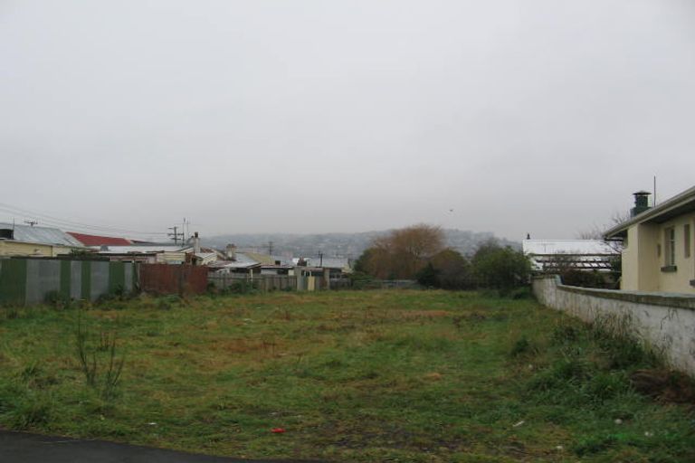 Photo of property in 26 Cutten Street, South Dunedin, Dunedin, 9012