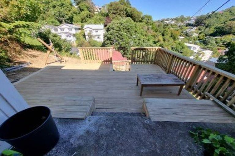Photo of property in 13a Adams Terrace, Aro Valley, Wellington, 6021