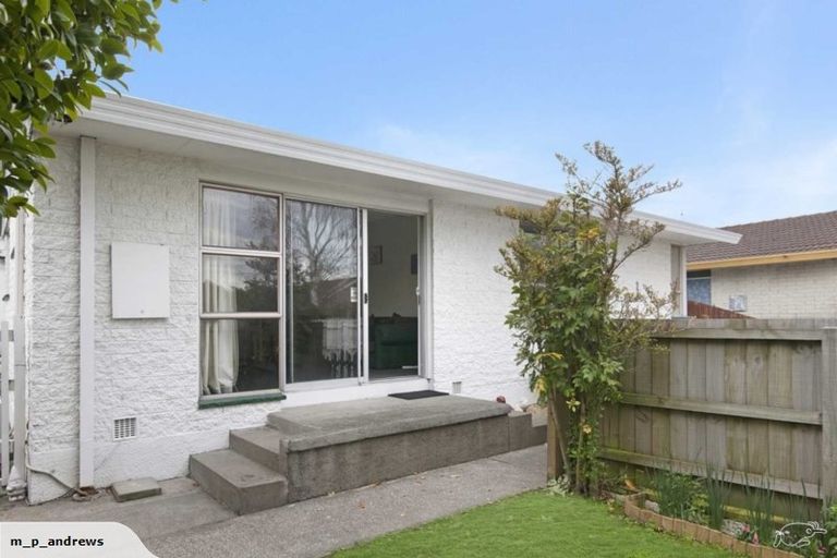 Photo of property in 1/41 Oldwood Street, Bishopdale, Christchurch, 8053