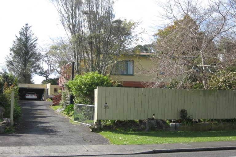 Photo of property in 263 Tukapa Street, Hurdon, New Plymouth, 4310