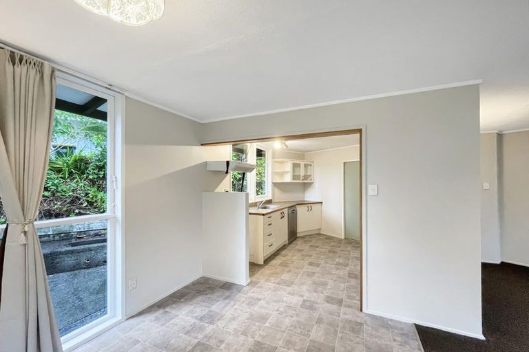 Photo of property in 31 Viewmont Drive, Harbour View, Lower Hutt, 5010