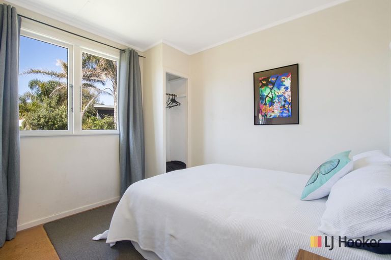 Photo of property in 17 Leo Street, Waihi Beach, 3611