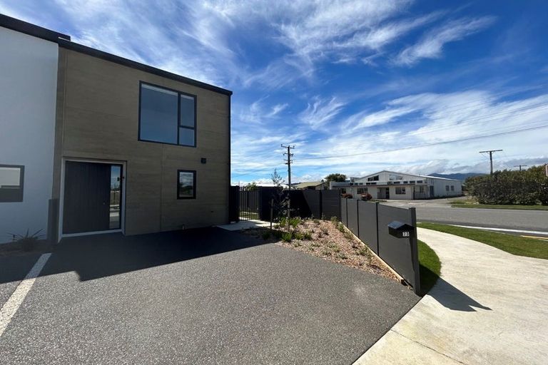 Photo of property in 73 Pipi Place, Levin, 5510