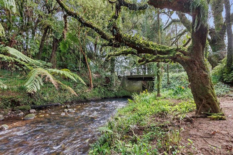 Photo of property in 30 Humphries Street, Inglewood, 4330