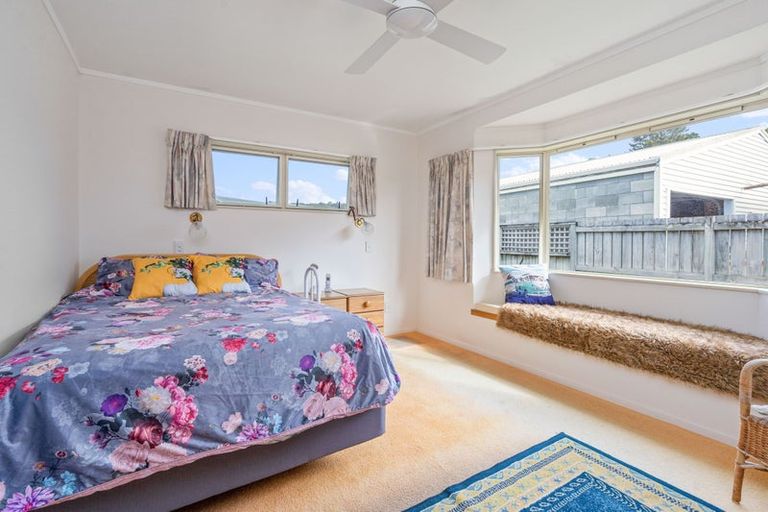 Photo of property in 44 Pine Road, Ngunguru, Whangarei, 0173