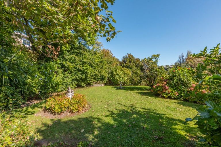 Photo of property in 71 Faraday Street, Hospital Hill, Napier, 4110