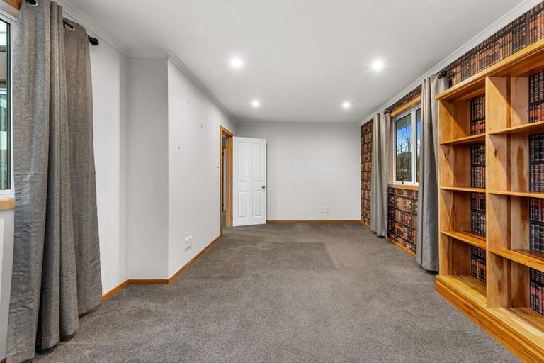 Photo of property in 37 Shirley Street, Karori, Wellington, 6012