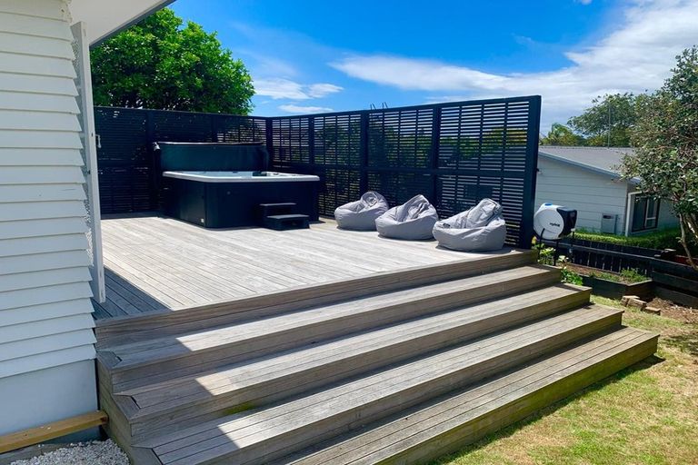 Photo of property in 17 Crane Street, Mount Maunganui, 3116